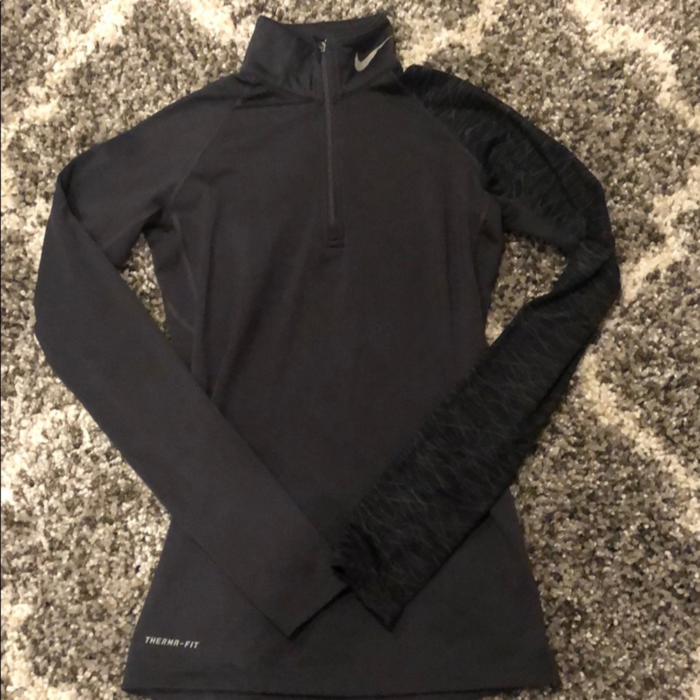 Nike therma-fit 1/4 zip
